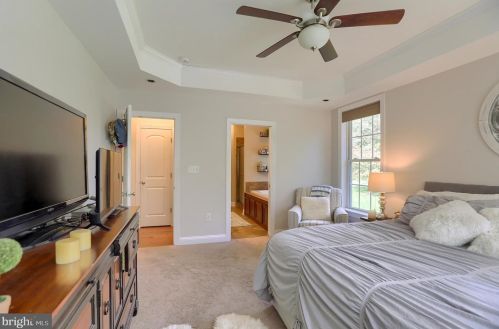 101 Shatto Dr, Carlisle PA  17013-2120 exterior