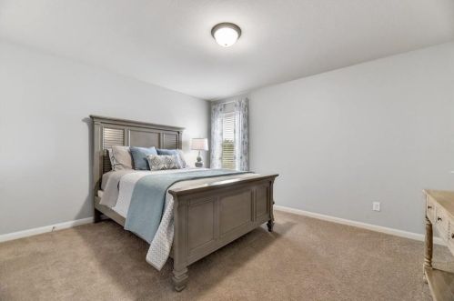 8200 Alophia Dr, Austin TX  78739-1998 exterior