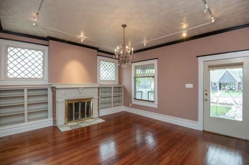 1616 Fairmount Ave, Fort Worth TX  76104-4236 exterior