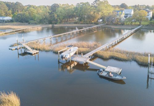 1373 River Rd, Johns Island, SC 29455-8708