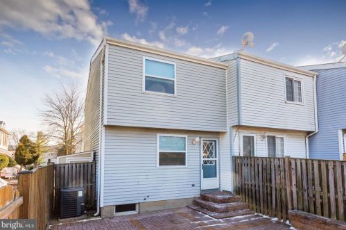 28 Avonshire Ct, Silver Spring MD 20904-6712 exterior