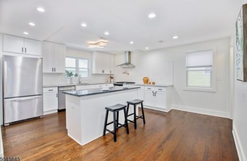 51 Kings Rd, Chatham Township, NJ 07928-2114
