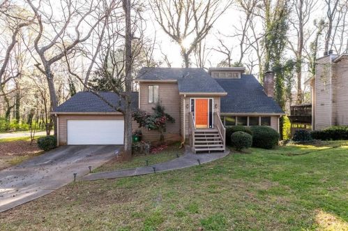 4943 Woodhurst Way, Stone Mountain, GA 30088-3525