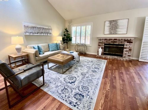 418 Andrea Cir, Livermore, CA 94550-7206
