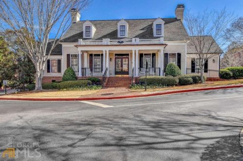 4810 Ivy Ridge Dr, Atlanta GA  30339-1360 exterior