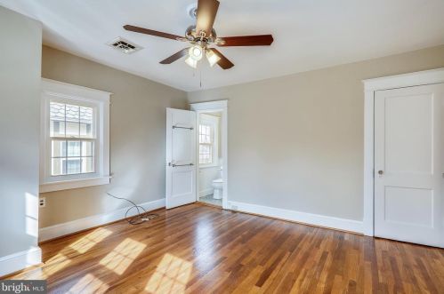 8401 Cedar St, Silver Spring MD 20910-4324 exterior