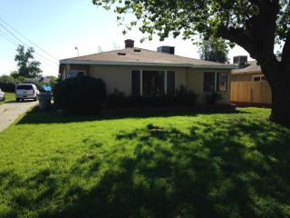 1000 Divisadero St, Visalia, CA 93277-0035