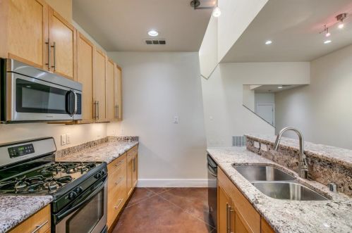 3705 Commerce St, Dallas TX  75226-1738 exterior