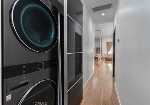 3411 Chevy Chase Dr, Glendale CA  91206-1418 exterior