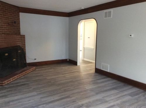 10 Phelps Ln, Deep River CT  06417-1912 exterior