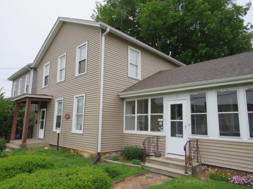 1020 Clinton St, Ottawa, IL 61350-2040