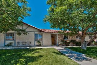 26600 Corona Dr, Helendale, CA 92342-7758