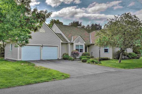 4 Surry Hill Dr, Keene, NH 03431-4932