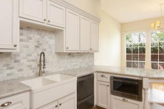 4906 Yoakum Blvd, Houston TX  77006-6424 exterior