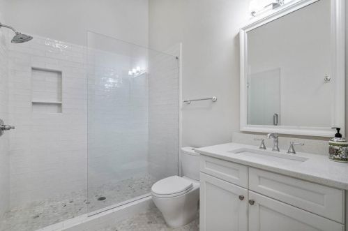 1116 Moores Mill Rd, Atlanta GA  30327-1634 exterior