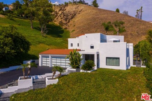 4464 Alta Tupelo Dr, Calabasas, CA 91302-2513