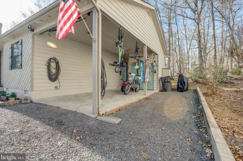 606 Mt Pleasant Dr, Locust Grove VA  22508-5112 exterior