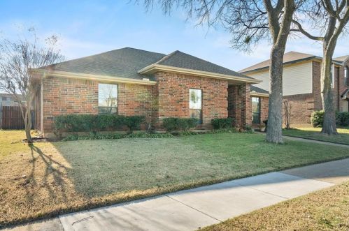 5229 Turtle Cove Rd, Garland, TX 75044-4931