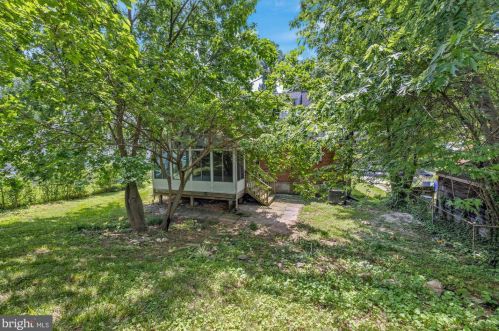 3919 Isbell St, Silver Spring MD 20906-4220 exterior