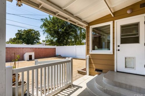 531 Dickel St, Anaheim CA  92805-1808 exterior