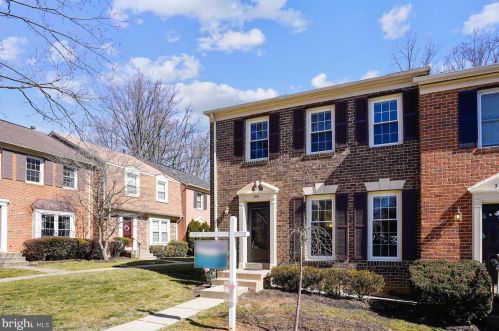 3715 Mount Airey Ln, Annandale, VA 22003-1549