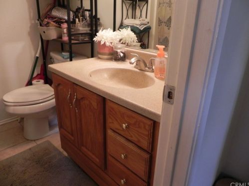 934 Arrow Hwy, Upland CA  91786-5462 exterior