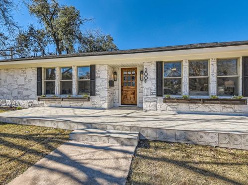 200 Adam L Chapa Sr St, Austin, TX 78702-4532