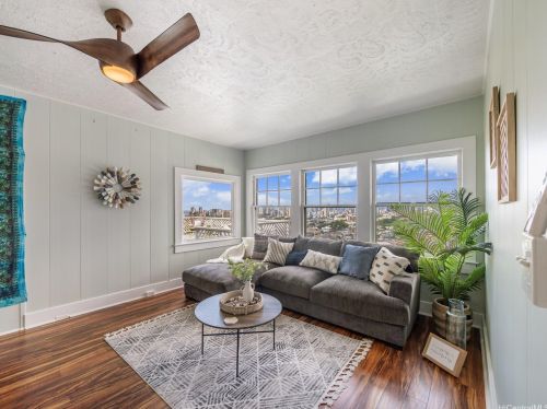 1341 Highview Pl, Honolulu HI  96816-3273 exterior