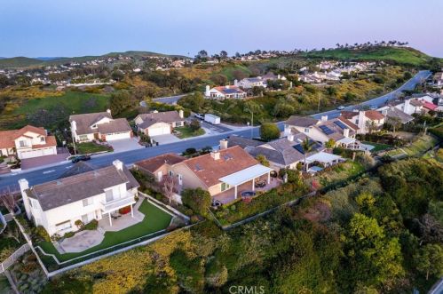 2832 Calle Guadalajara, San Clemente CA  92673-3516 exterior