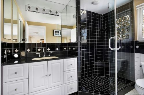 8453 Easter Pl, Englewood CO 80112-1851 exterior