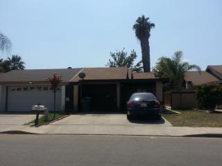 819 Prospect Ave, Visalia, CA 93291-2537