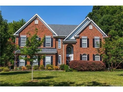 1110 Applegate Pkwy, Waxhaw, NC 28173-6728