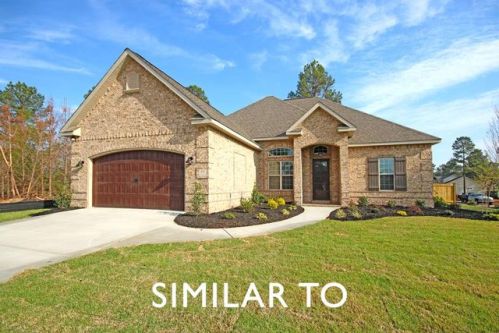221 Lydia Dr, Bonaire, GA 31005-3691