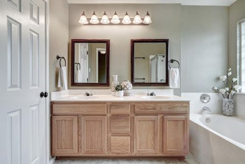 14313 Ballycastle Trl, Austin TX  78717-4447 exterior