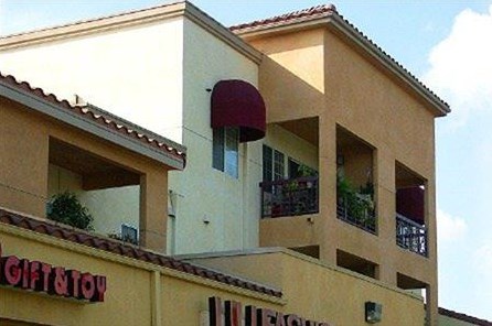 9927 San Antonio Ave, South Gate, CA 90280-6073