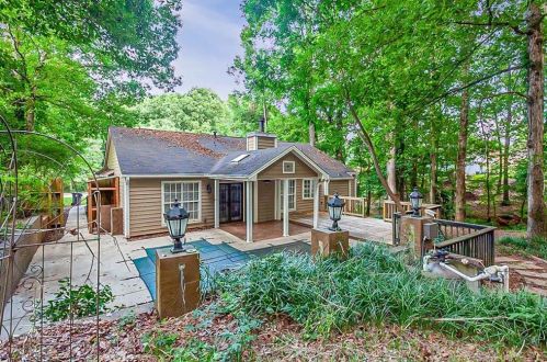 3719 Windy Hill Dr, Conyers GA  30013-2964 exterior
