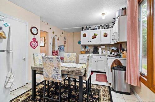 242 Clifton St, Wallingford, CT 06492-4422