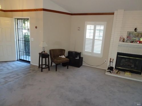 195 Bighorn Ct, Vacaville CA  95687-3438 exterior
