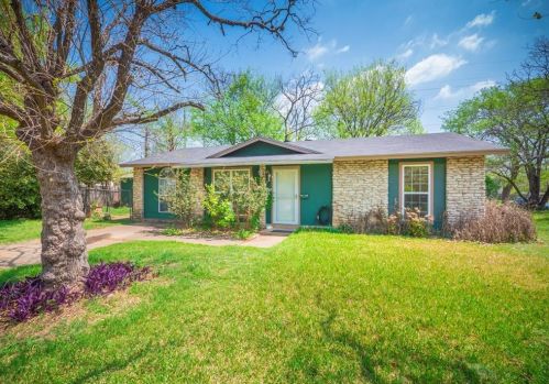 1600 Fair Oaks Dr, Austin, TX 78745-2808