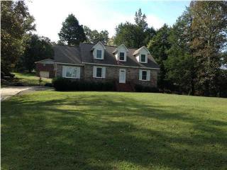 106 Stoker Rd, Jasper, TN 37347-5006