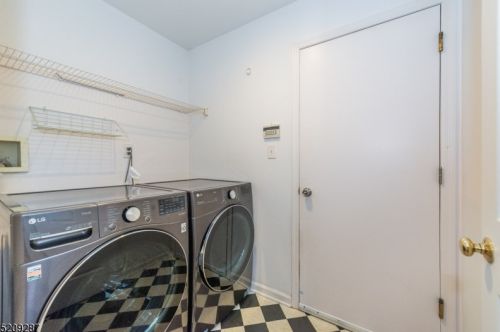 7 Sycamore Ln, Dover NJ  07869-3704 exterior
