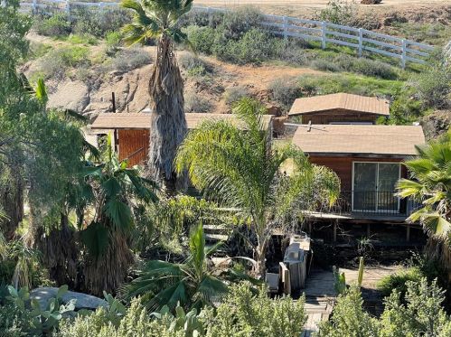 15747 Rancho Viejo Dr, Riverside CA  92506-5822 exterior