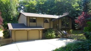 623 30th Pl, Seattle, WA 98055-5014