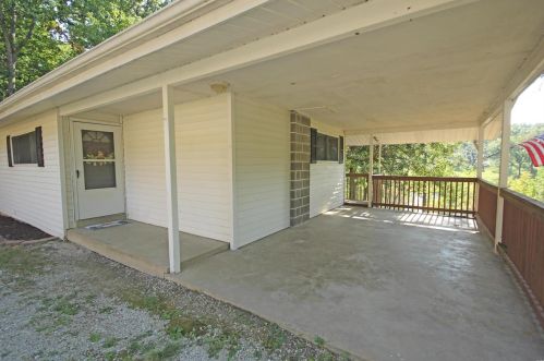 7421 Turn Bo Ranch Rd, Dittmer, MO 63023-1878