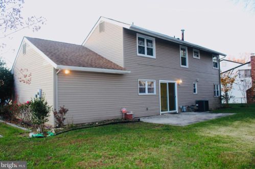 96 Eastmont Ln, Erial, NJ 08081-1938