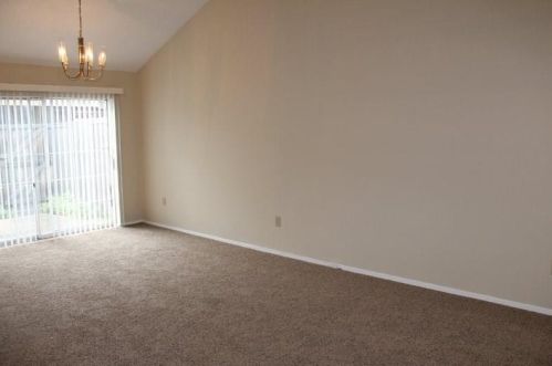 13111 Burninglog Ln, Dallas TX  75243-2127 exterior