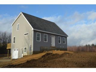 94 England Rd, Rochester, NH 03867-4616