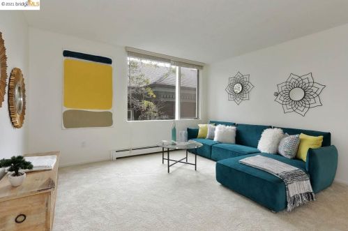 2601 College Ave, Berkeley, CA 94704-3406