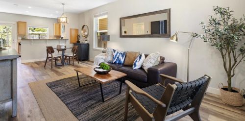 132 Creekside Village Dr, Los Gatos, CA 95032-7348