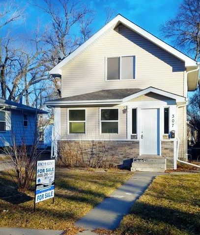 307 Congress St, Aberdeen, SD 57401-3610